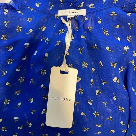 Pleione 2 piece Blue Tank Under Sheer Floral Cap Sleeve Top with Tie Small NWT - Picture 5 of 11